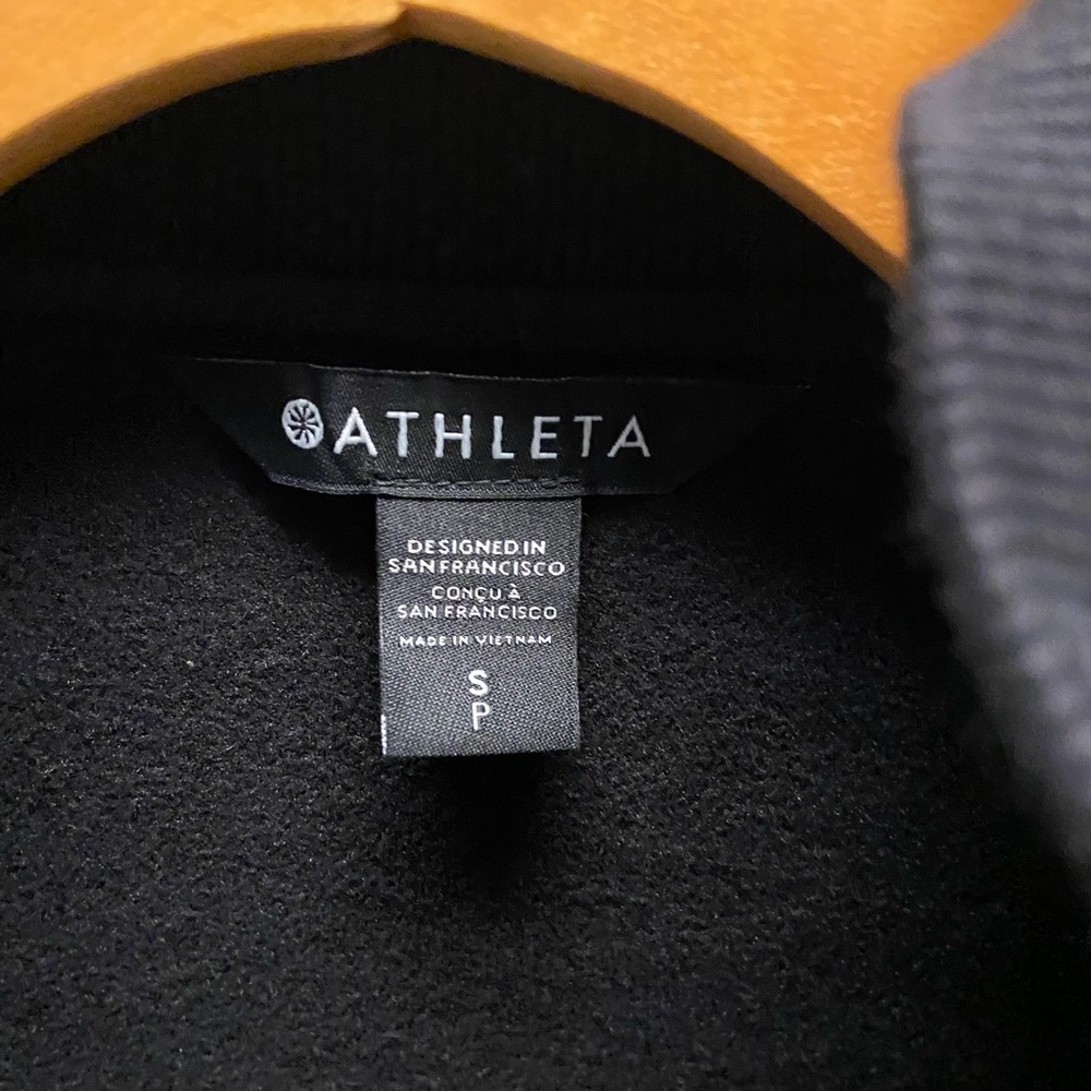 Athleta Half Zip Pull Over Jacket - image 4